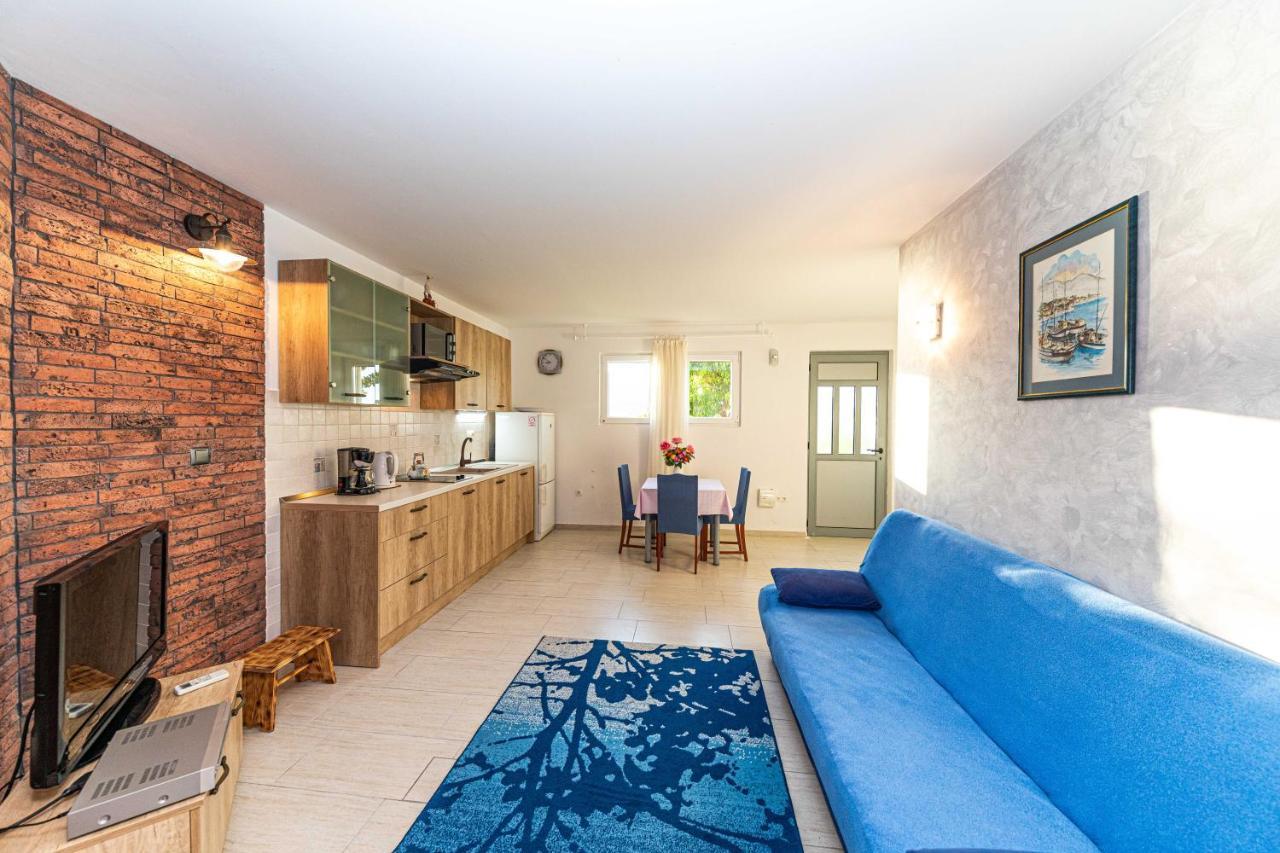Rajcic Apartments Rogoznica  Esterno foto