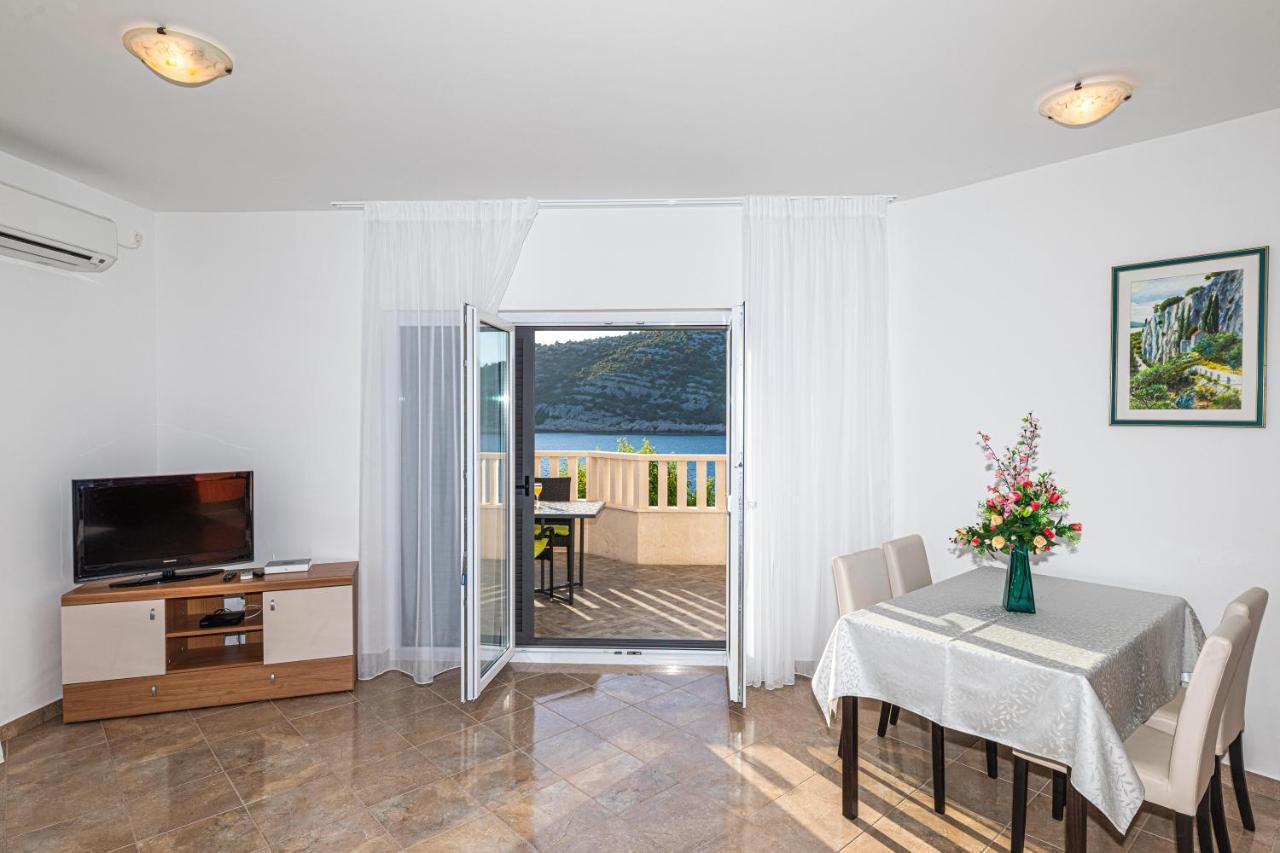 Rajcic Apartments Rogoznica  Esterno foto