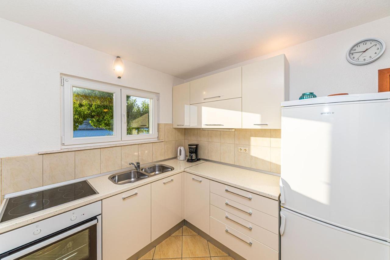 Rajcic Apartments Rogoznica  Esterno foto