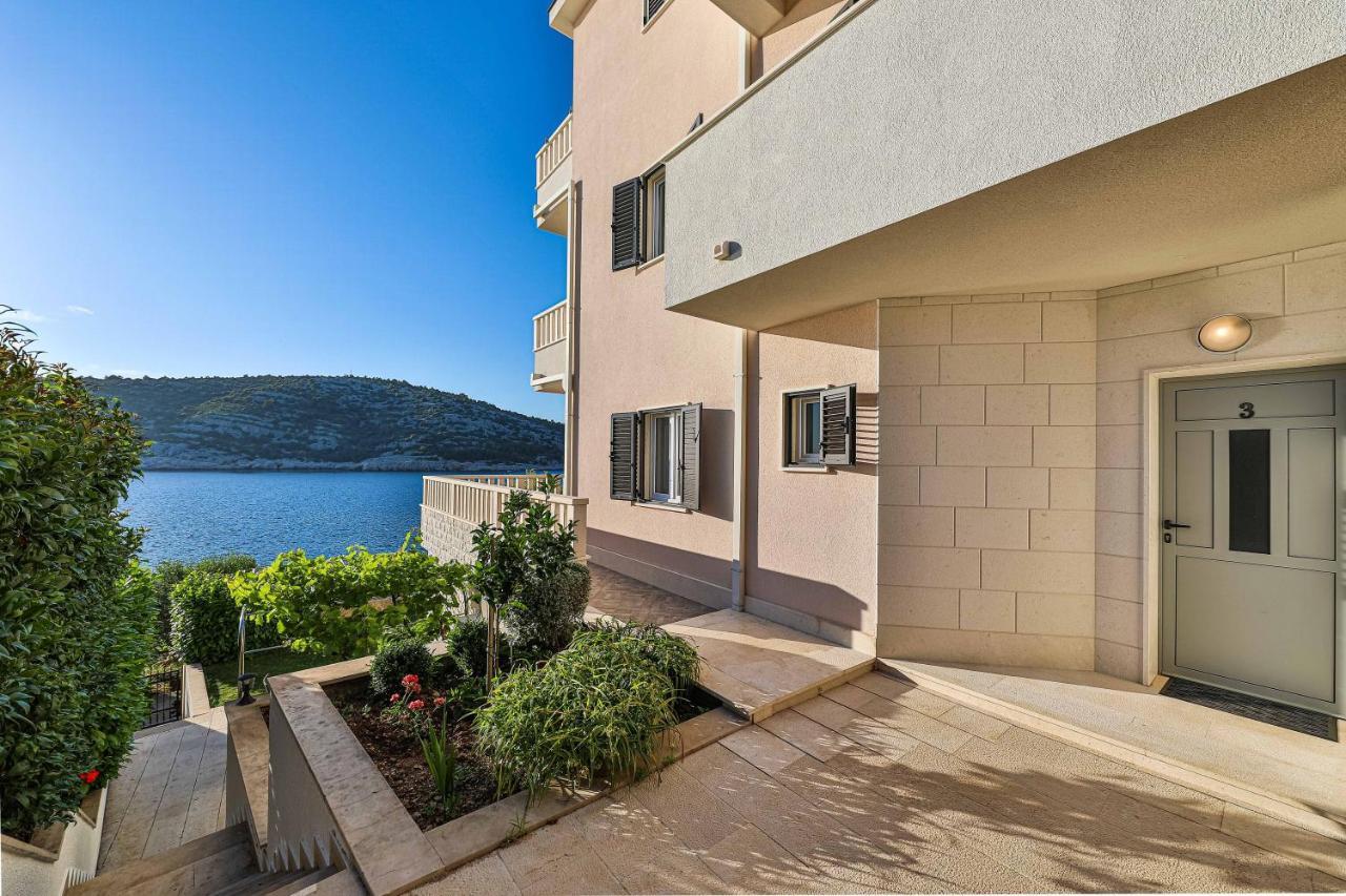 Rajcic Apartments Rogoznica  Esterno foto
