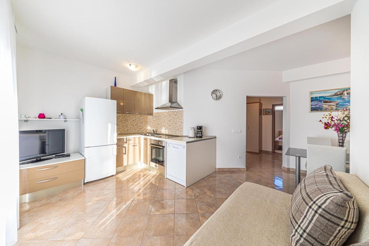 Rajcic Apartments Rogoznica  Esterno foto