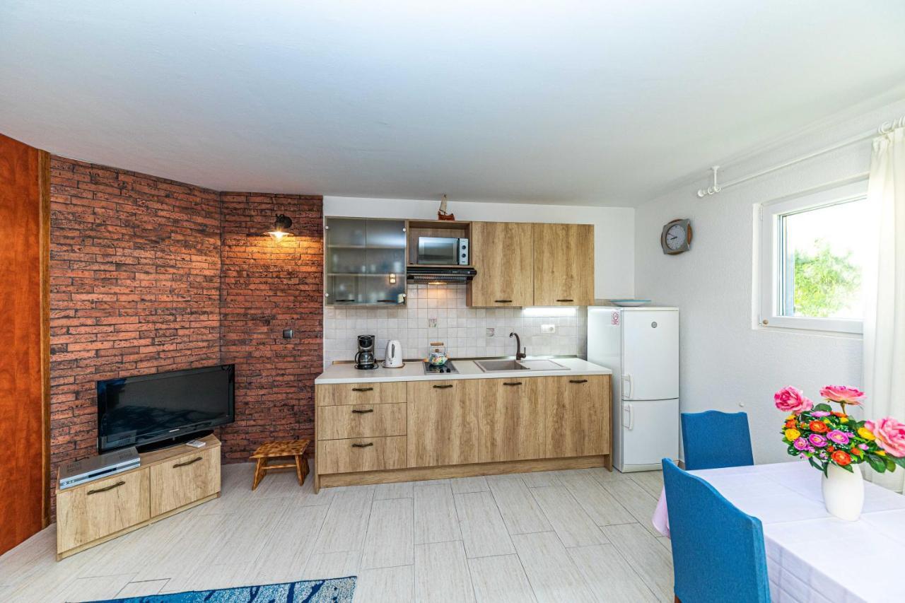 Rajcic Apartments Rogoznica  Esterno foto