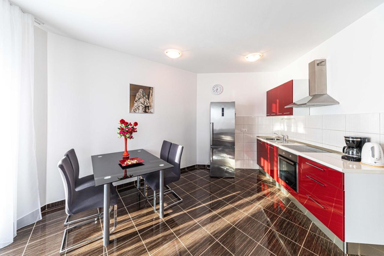Rajcic Apartments Rogoznica  Esterno foto
