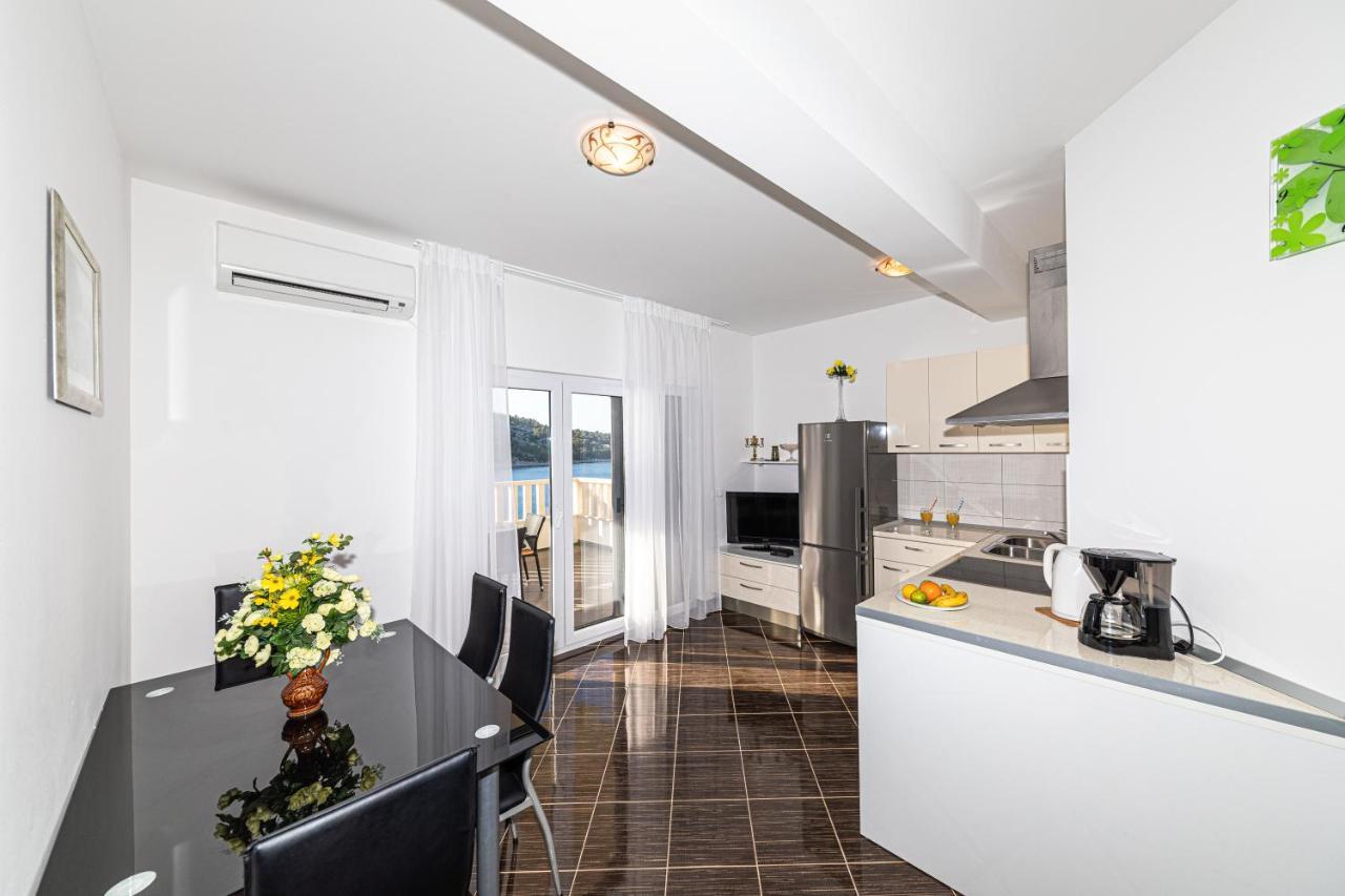 Rajcic Apartments Rogoznica  Esterno foto
